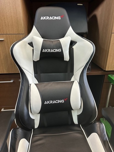 商談中　　　　 実売4万円　ゲーミングチェア　AKRacing wolf