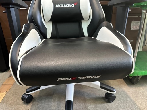 商談中　　　　 実売4万円　ゲーミングチェア　AKRacing wolf