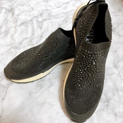 レディース  ZARA  スリッポン  スニーカー  黒  25センチ