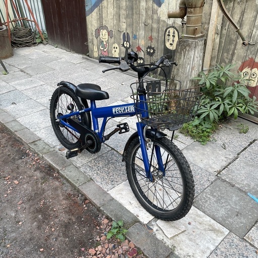 【4561】幼児車　18インチ　　5,000円（防犯•税込）