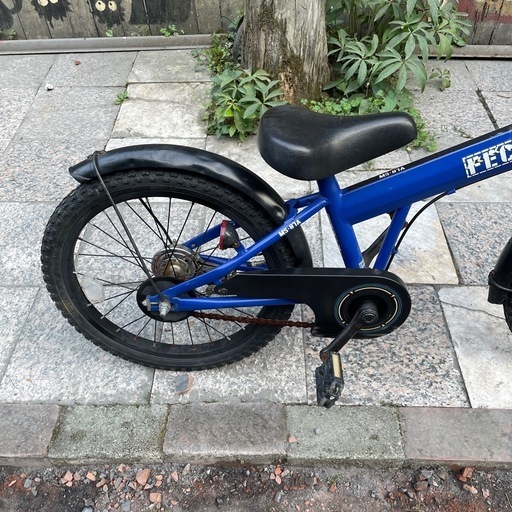【4561】幼児車　18インチ　　5,000円（防犯•税込）