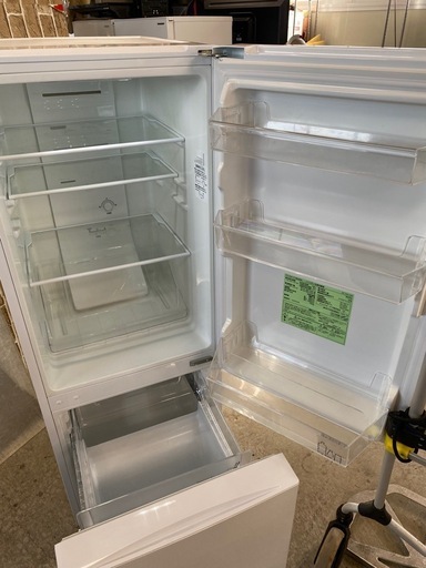 アイリスオーヤマ 2ドア冷蔵庫 セール 156L 2019年製 AF156-WE 正面に