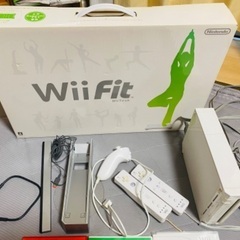 Wii本体・Wiiフィット・Wiiフィットプラス・マリオカート・ドンキーコングなどの画像