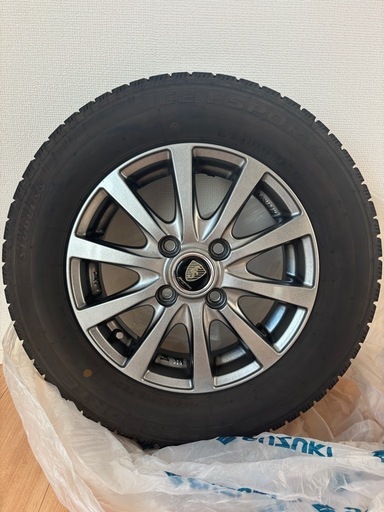 【超美品】傷なし溝有　ホイール付き4本セット！スタッドレスタイヤ　マナレイスポーツ