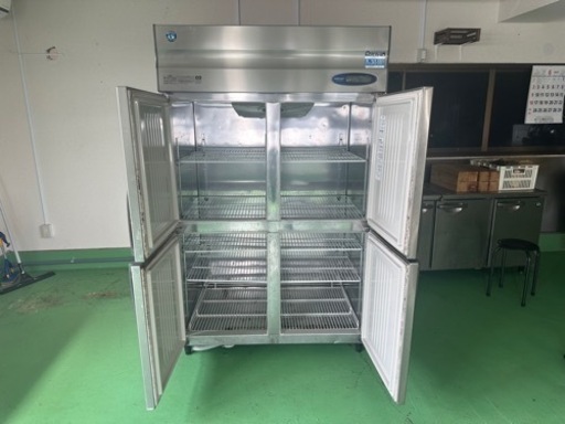 HOSIZAKI　ホシザキ　業務用　縦型冷蔵庫　１０６０L　厨房　飲食店　２０１７年製　HR-120Z3