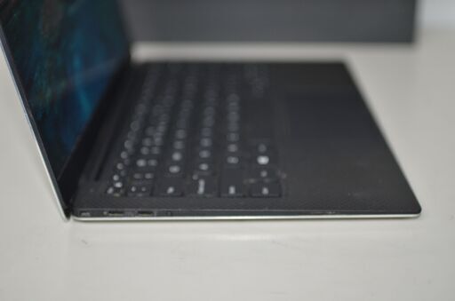 中古良品ノートパソコン DELL XPS 13 9380 Windows11+office 爆速SSD256GB core i5-8265U/メモリ8GB/13.3インチ/WEBカメラ/無線内蔵