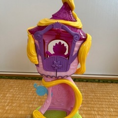 ラプンツェル　塔の上のサロン　おもちゃ