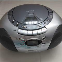 東芝・昭和なラジカセ（＃使用可能なジャンク品）