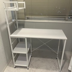 本日8/3 取りに来れる方いませんか　机、パソコンデスクの画像