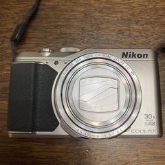 【募集停止】ジャンク　Nikonカメラ　動作不可の画像