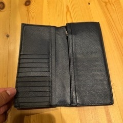 プラダ　長財布の画像