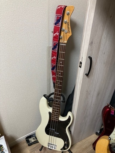 エレキベース　フェルナンデス