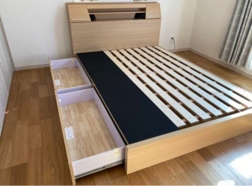 【受け渡し予定者決定】ニトリ　ダブルベッドフレーム