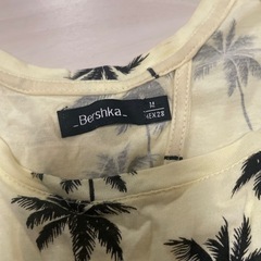 bershka   タンクトップの画像