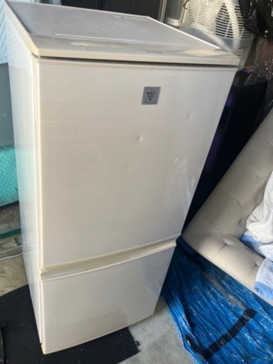 sharp 137 L 冷蔵庫2015年