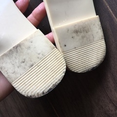 ZARA  ラバーフィニッシュフラット クロスサンダル　36の画像