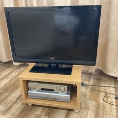 HITACHI Wooo  L37-V09　テレビ・ビデオ２台・...