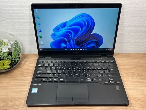 タッチパネル〉0745 富士通　Fujitsu Lifebook U939X/C　8GB/SSD256 軽量 ノートパソコン Win11