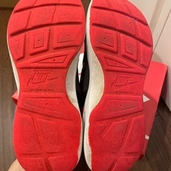NIKE スニーカー　キッズ　子供用　21.5センチの画像