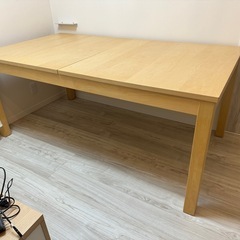 大きな伸長テーブルIKEA