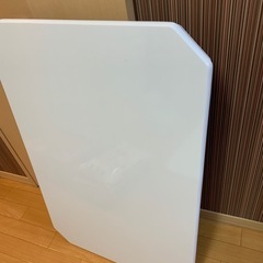 ワイドチェスト&テーブル２点セット【本文必要】の画像