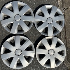 ダイハツ純正ホイールキャップの画像