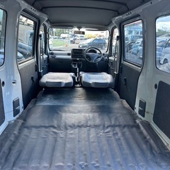 低走行5万キロ台 ‼️月々8千円〜分割可‼️働くくるま軽バン入りました！車検2年付き！【名義変更代込み】車内広い！人気のダイハツ ハイゼットカーゴスペシャル‼️純正ラジオ付き☆両側スライドドア☆ドラレコ付☆そのまま乗って帰れます‼️の画像