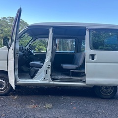 低走行5万キロ台 ‼️月々8千円〜分割可‼️働くくるま軽バン入りました！車検2年付き！【名義変更代込み】車内広い！人気のダイハツ ハイゼットカーゴスペシャル‼️純正ラジオ付き☆両側スライドドア☆ドラレコ付☆そのまま乗って帰れます‼️の画像