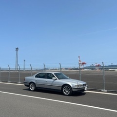 740i 2001年式　E38後期型　左ハンドル