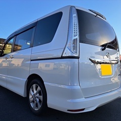 フリップダウンモニター付き☆月々1.2万円〜分割払い可❗️車検2年付き！大人気☆日産 セレナ   ハイウェイスター☆☆HDDナビ☆走行中DVD見れます☆ETC付き☆バックカメラ☆ドラレコ付きのフル装備☆両側電動スライドドア☆純正アルミ☆ウィンカーミラー☆フル装備☆車内広々三列シート‼️の画像