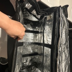 ウーバーイーツuber eats 配達用バッグ　uber eats　デリバリー リュック  仕切り付 UberEats  折り畳み 大容量　バッグ リュックサックの画像