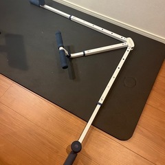 【取引中】アルインコ(ALINCO) 開脚ストレッチャー レッグ...