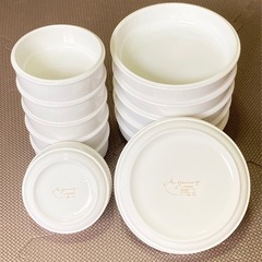 半額にしました‼すぐ売りたい美品🧡お店で使用するような食器セットの画像