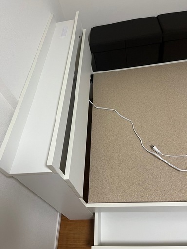 中古　収納付きシングルベッド　ホワイト