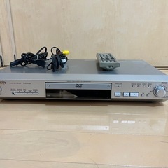 パナソニック　
DVDデッキ　あげます