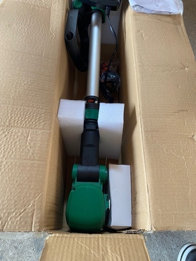 電動　コードレス　草刈機