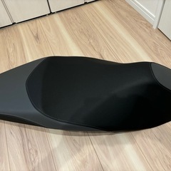 ホンダPCX JK05 純正シート