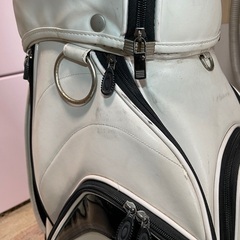 人気のオークリー キャディーバッグ　値下げしますの画像