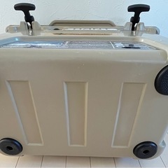 クーラーボックスの画像