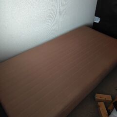 セミダブルベッド