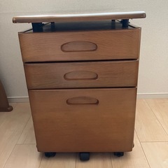 引取限定　机の画像
