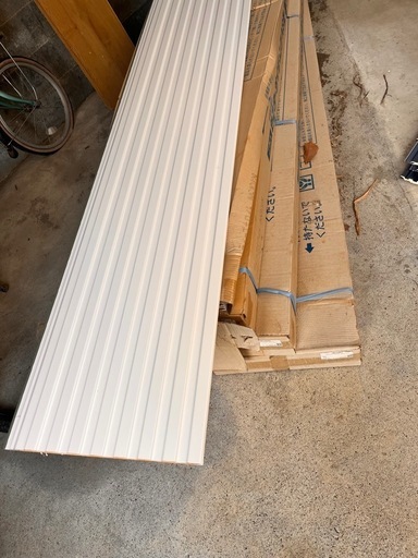 値下げしました。
DIYなどに　金属サイディング