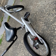 子供用自転車　白黒モノトーン　の画像