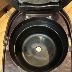 炊飯器HITACHI RZ-VV100M(R)2015年製の画像