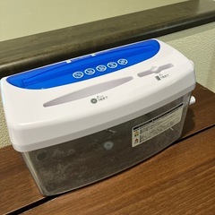 手動シュレッダー