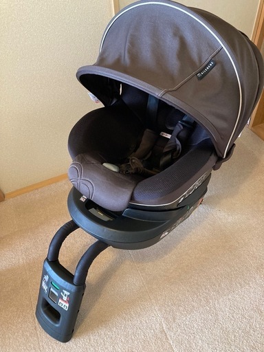 ★美品/説明書付★ チャイルドシート エールべべ　クルット5i