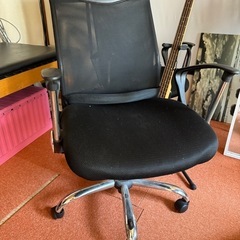 メッシュバックチェアの画像