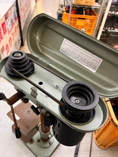マキタ 卓上ボール盤 ボール盤 穴開け 電動工具 TB130 【10967542】