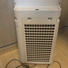 【ジャンク品】あげます　シャープ　空気清浄機　KC-G40の画像