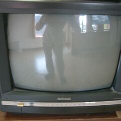 ナショナルカラーテレビ（TH-14C1）/ブラウン管テレビ/電源確認・砂あらし状態確認ずみ。の画像